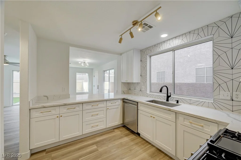 22 Belle Essence, Las Vegas, NV 89123