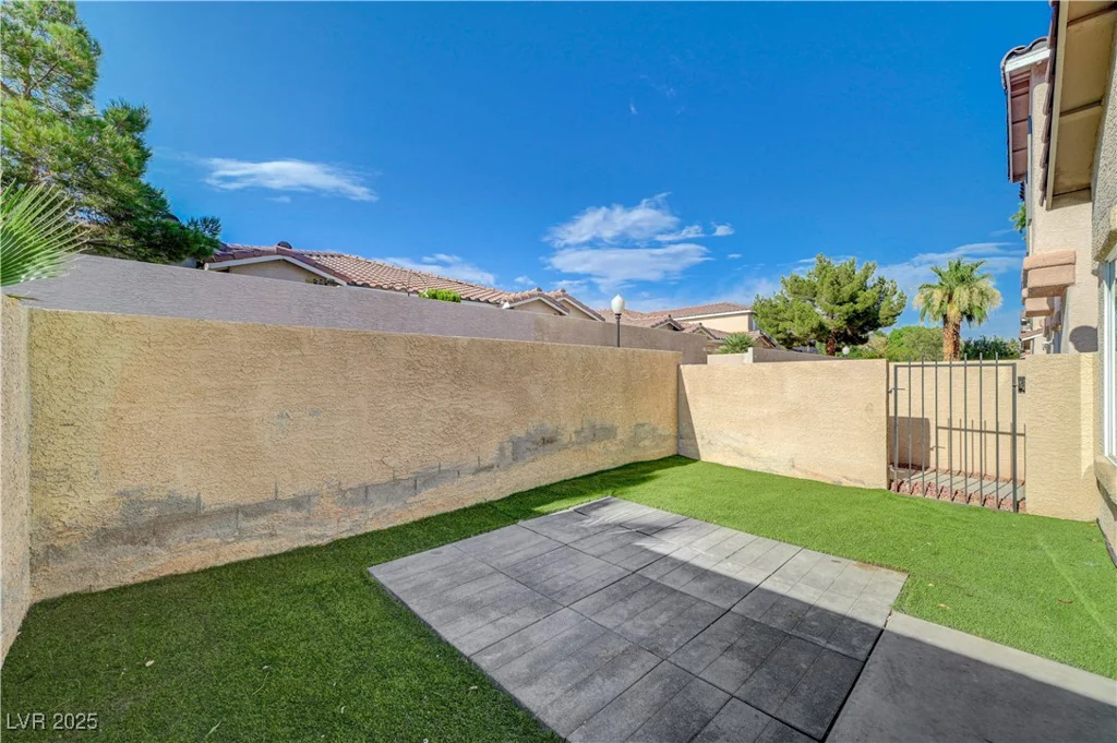 22 Belle Essence, Las Vegas, NV 89123