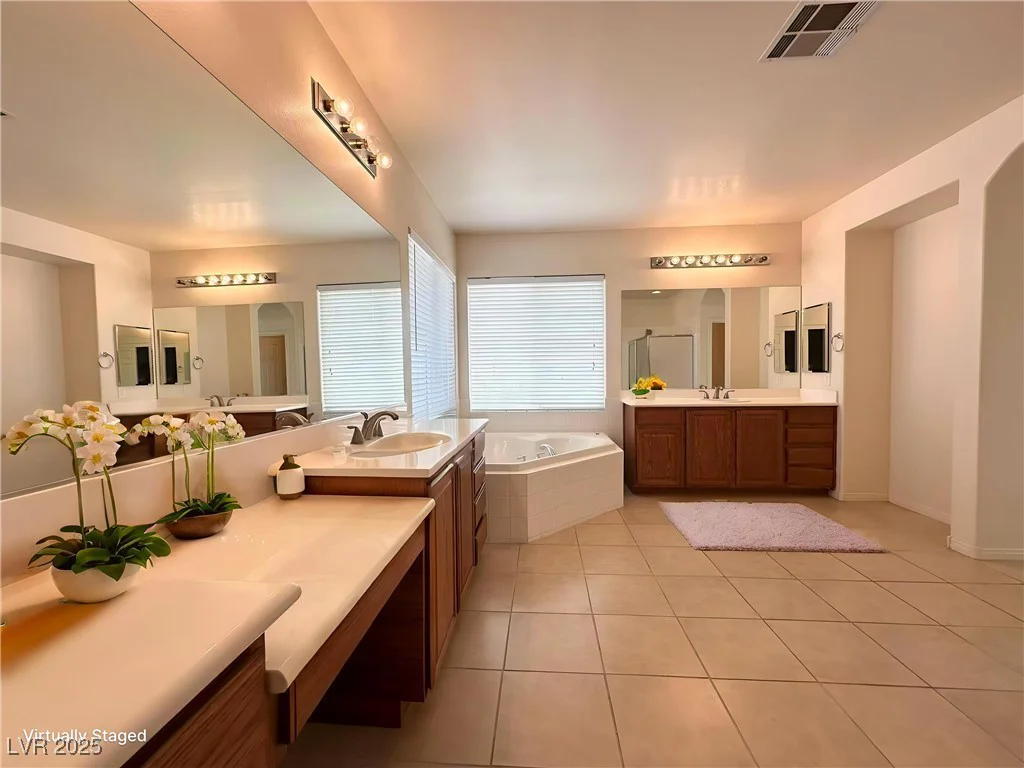 10133 Somerdale, Las Vegas, NV 89148