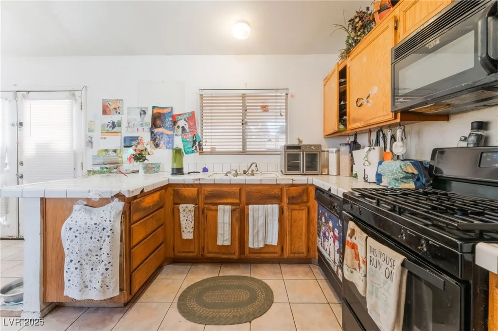 3437 Sullivan, North Las Vegas, NV 89032