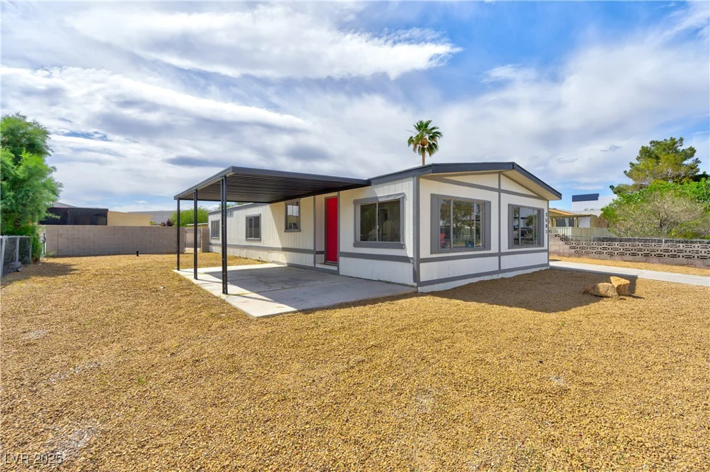 3501 Pinon Peak, Las Vegas, NV 89115