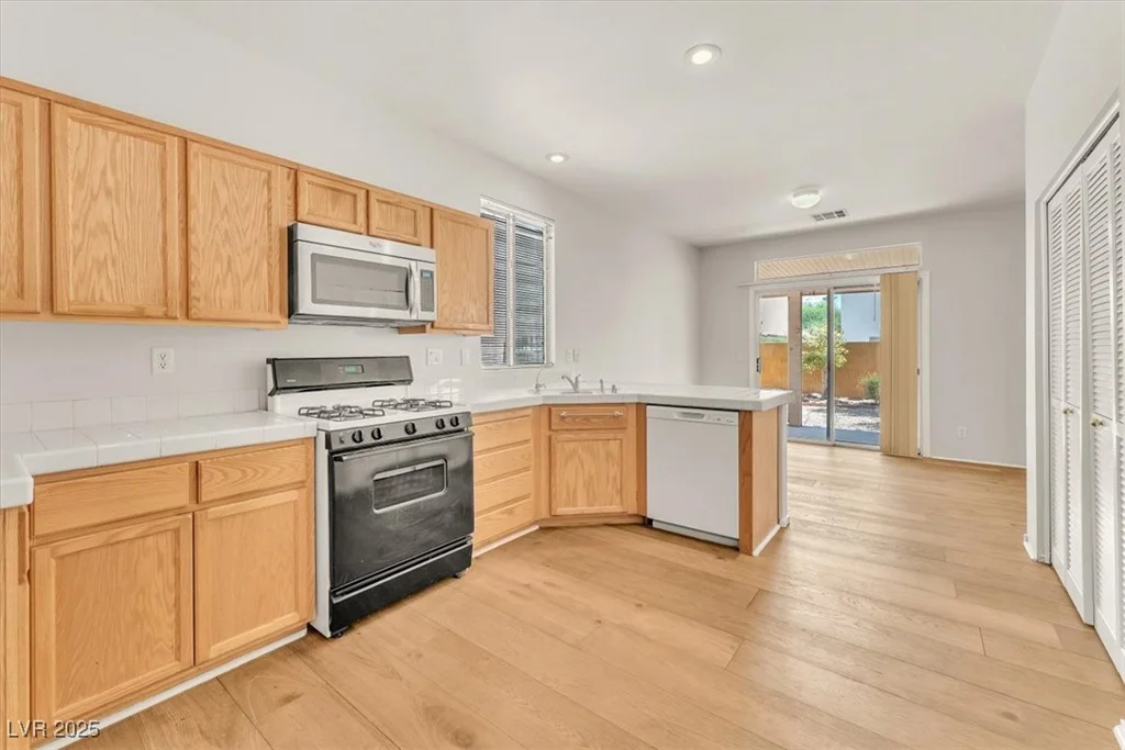 9948 Trailing Vine, Las Vegas, NV 89183