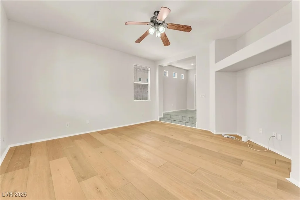 9948 Trailing Vine, Las Vegas, NV 89183