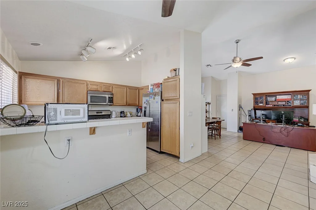 4112 Dove Creek, North Las Vegas, NV 89032