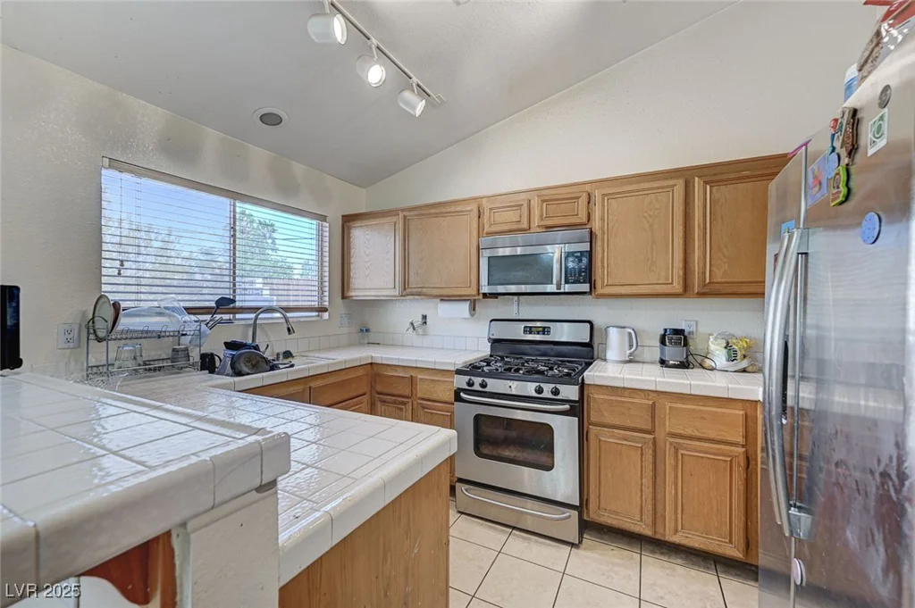 4112 Dove Creek, North Las Vegas, NV 89032
