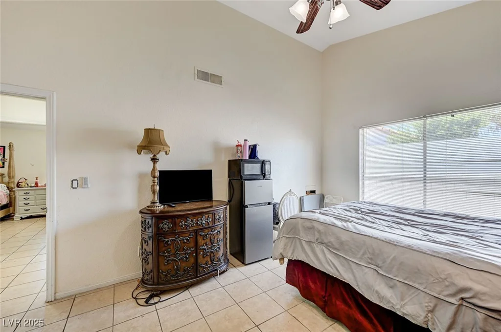 4112 Dove Creek, North Las Vegas, NV 89032