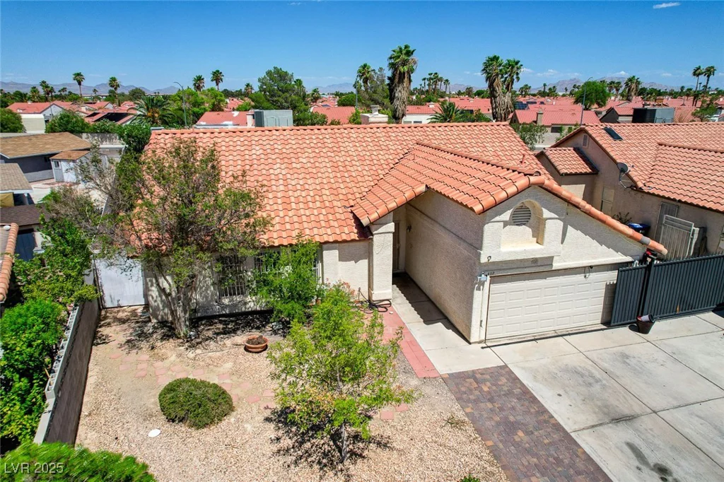 4112 Dove Creek, North Las Vegas, NV 89032
