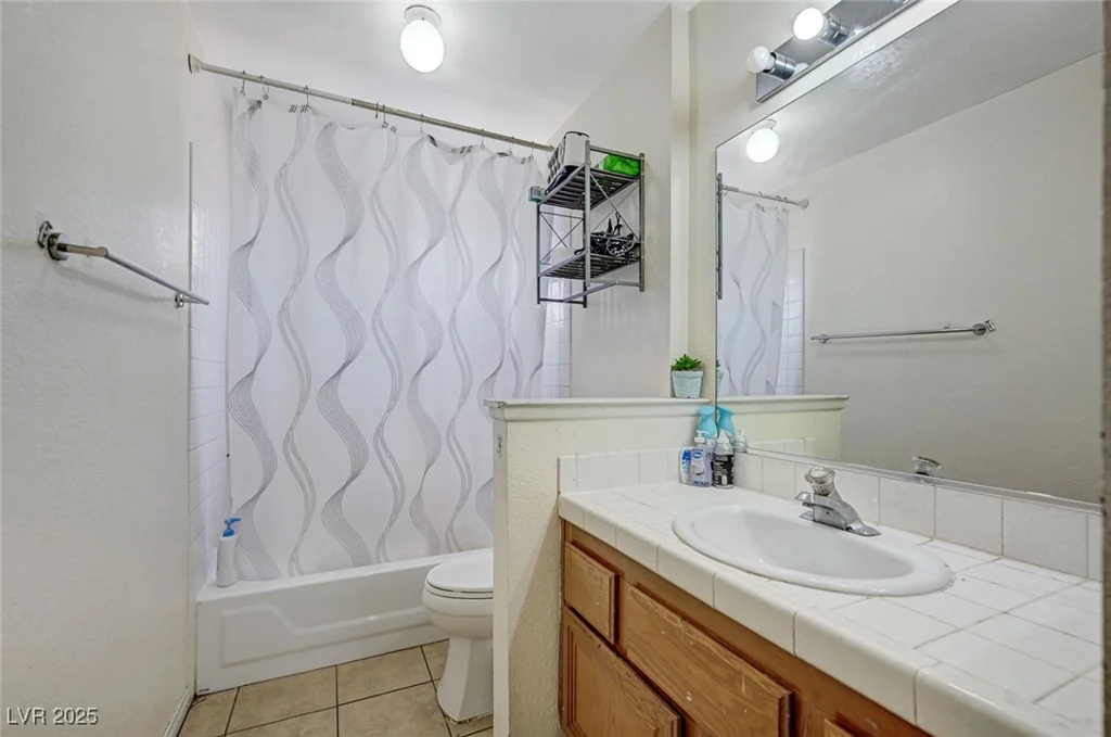 4112 Dove Creek, North Las Vegas, NV 89032
