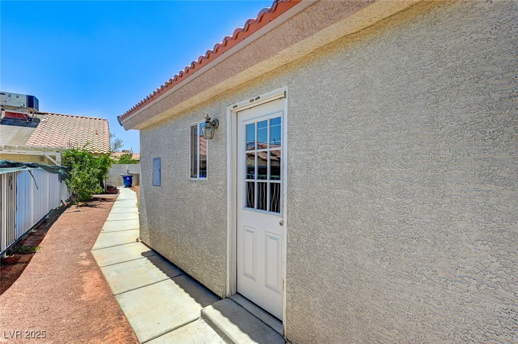 4112 Dove Creek, North Las Vegas, NV 89032