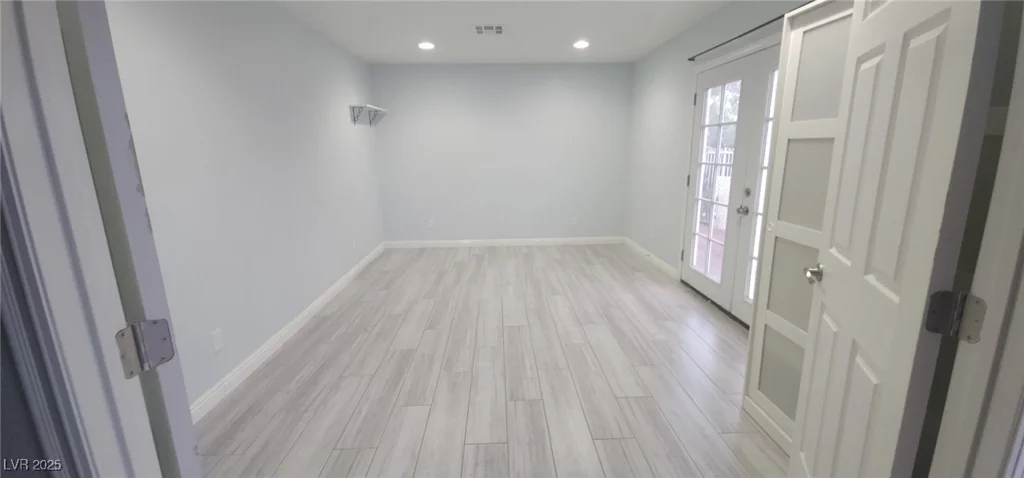 4112 Dove Creek, North Las Vegas, NV 89032