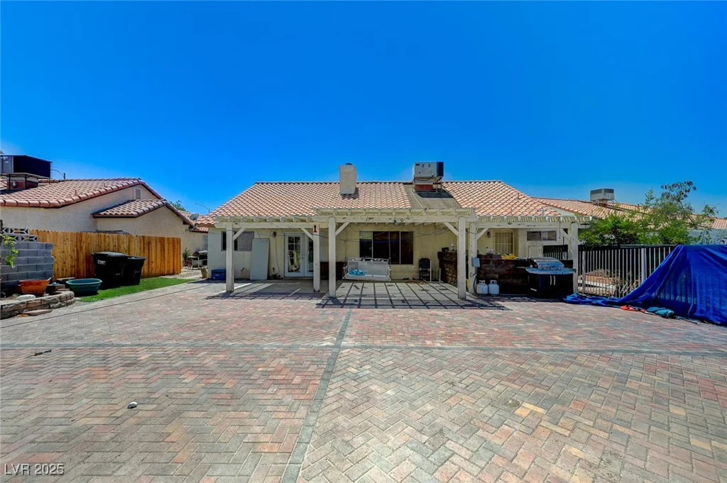 4112 Dove Creek, North Las Vegas, NV 89032