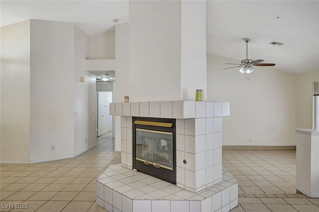 4112 Dove Creek, North Las Vegas, NV 89032