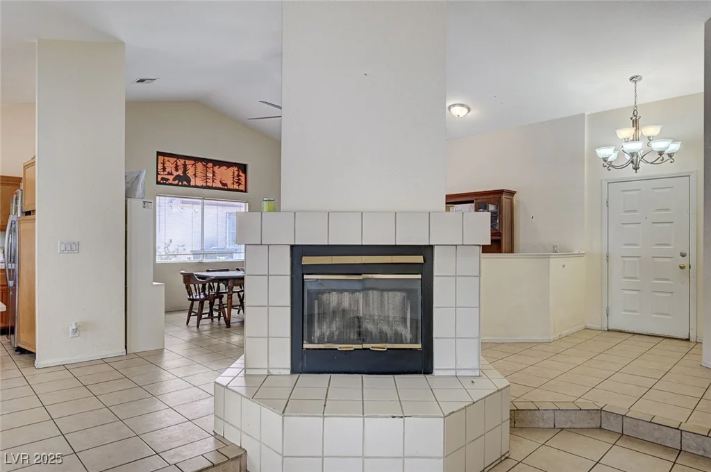 4112 Dove Creek, North Las Vegas, NV 89032