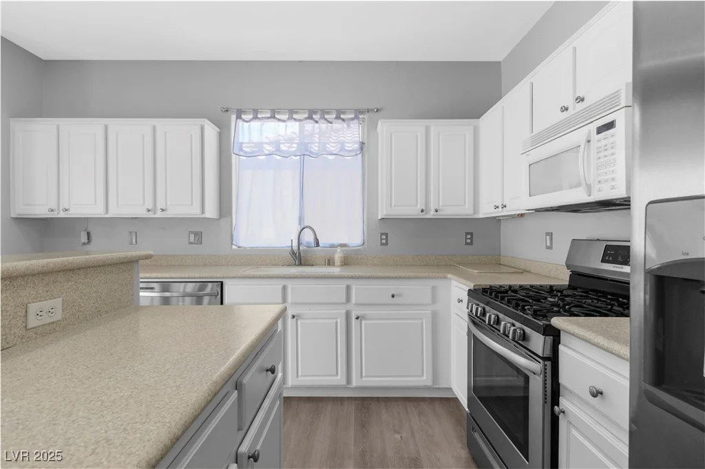 1006 Cove Palisades, North Las Vegas, NV 89031