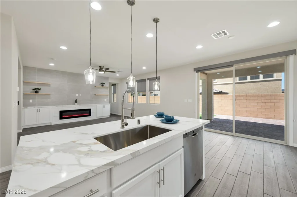 10270 Turkish Pine, Las Vegas, NV 89166