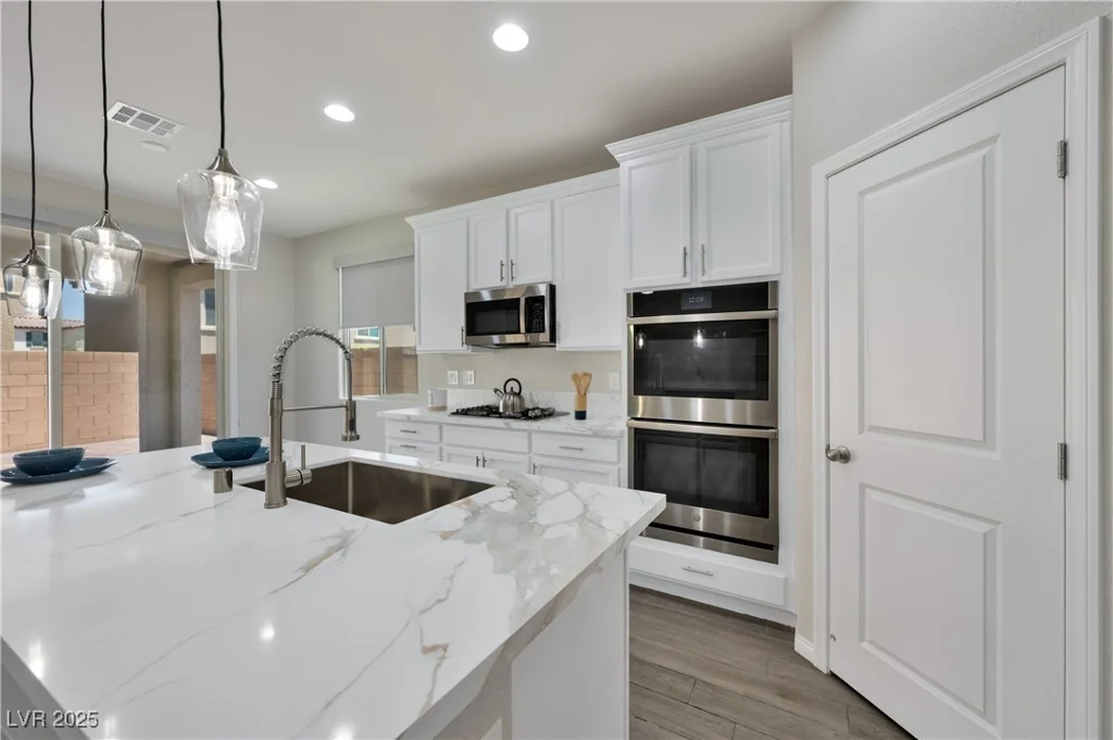 10270 Turkish Pine, Las Vegas, NV 89166