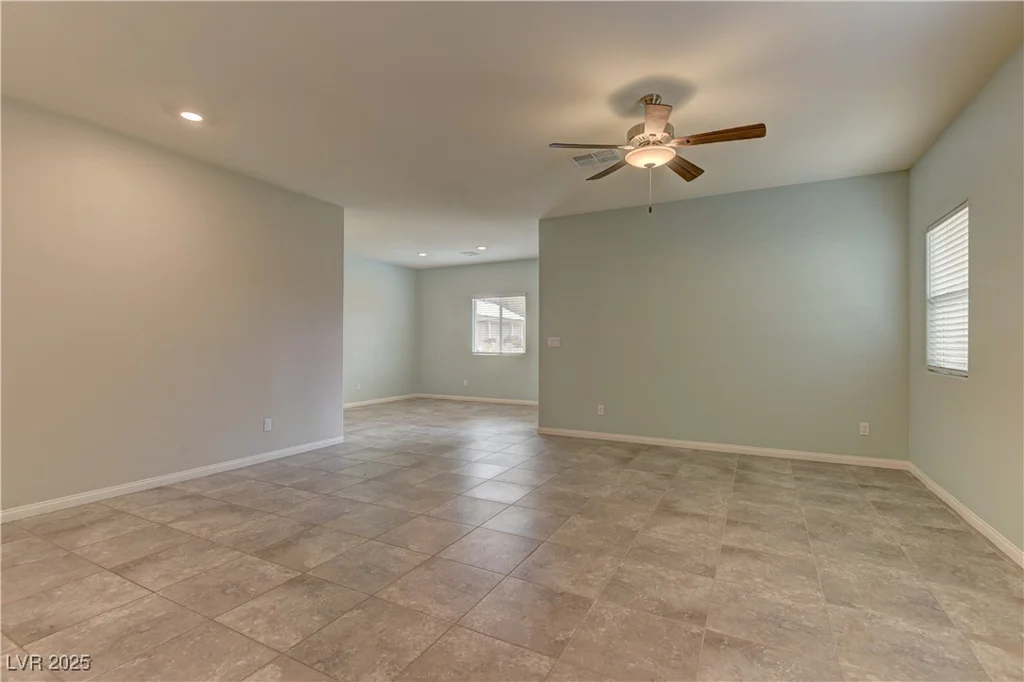 4441 Glossier, North Las Vegas, NV 89084