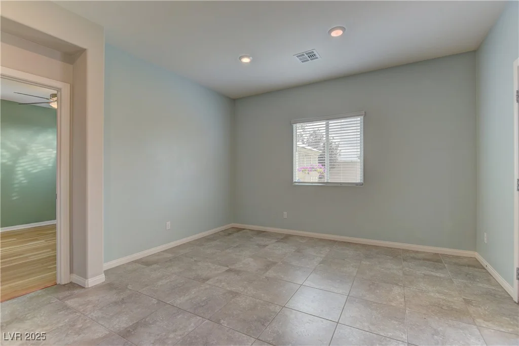 4441 Glossier, North Las Vegas, NV 89084