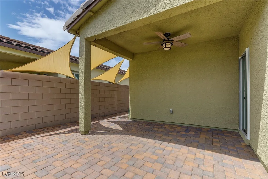 4441 Glossier, North Las Vegas, NV 89084