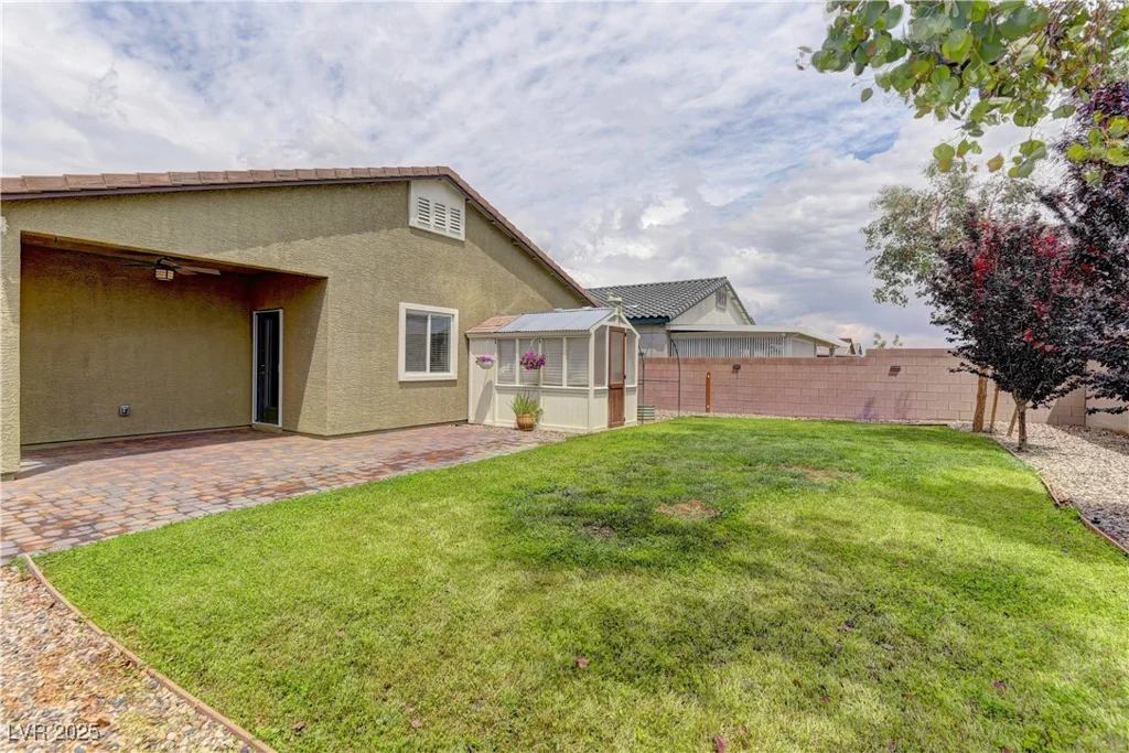 4441 Glossier, North Las Vegas, NV 89084