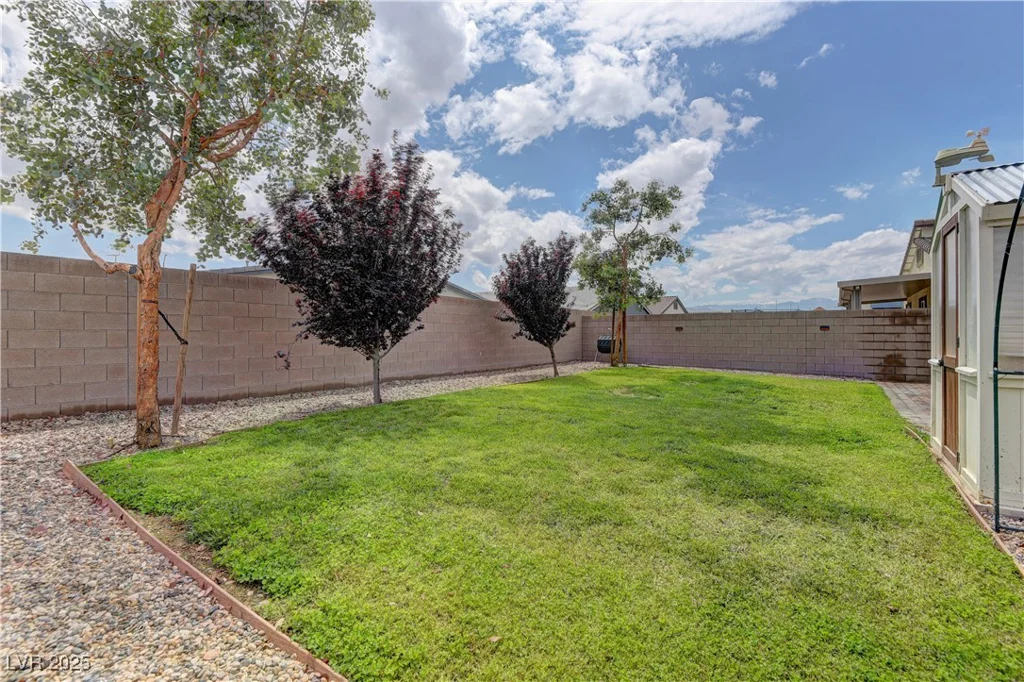 4441 Glossier, North Las Vegas, NV 89084
