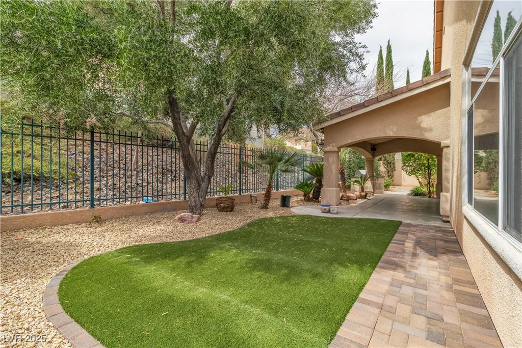 1501 Via Salaria, Henderson, NV 89052