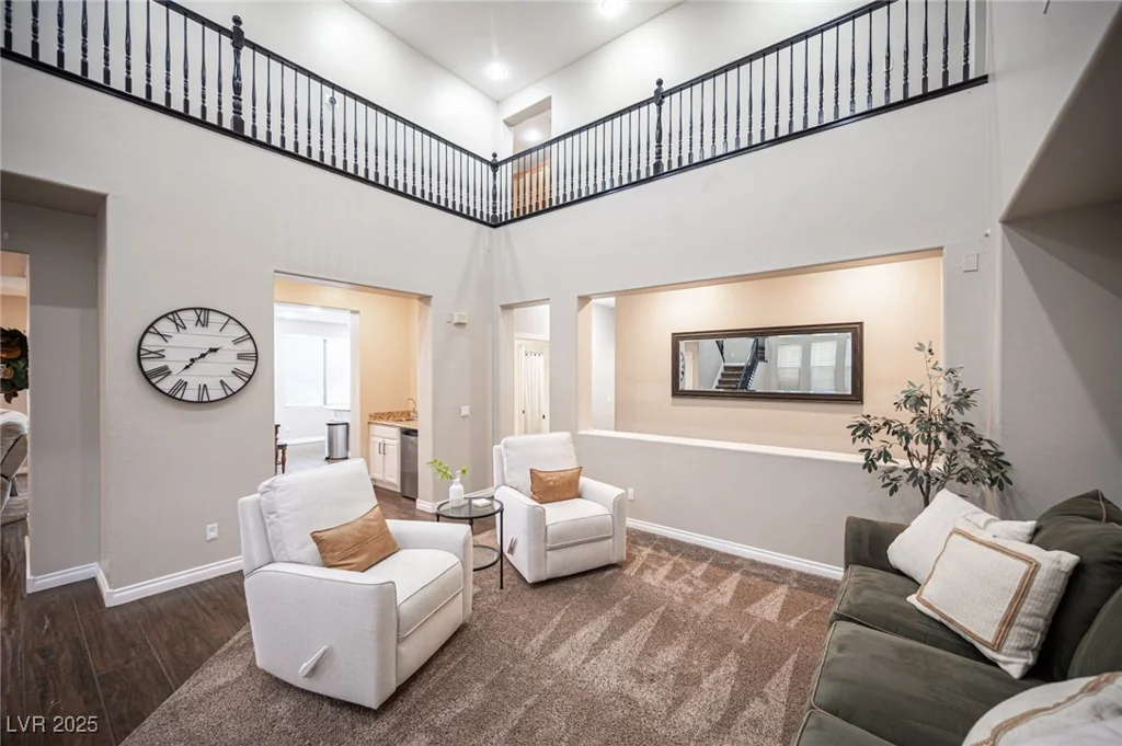 6937 Puetollano, North Las Vegas, NV 89084