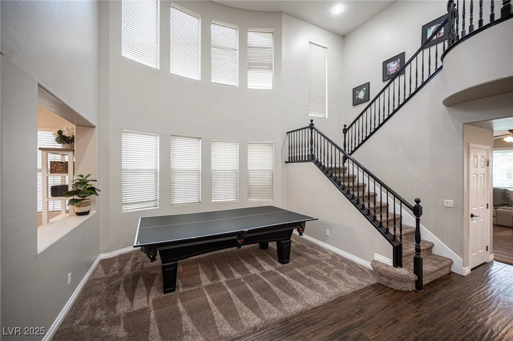 6937 Puetollano, North Las Vegas, NV 89084