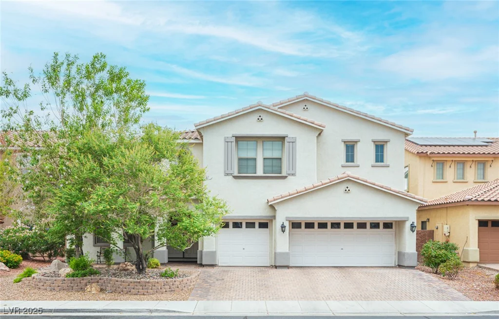 6937 Puetollano, North Las Vegas, NV 89084