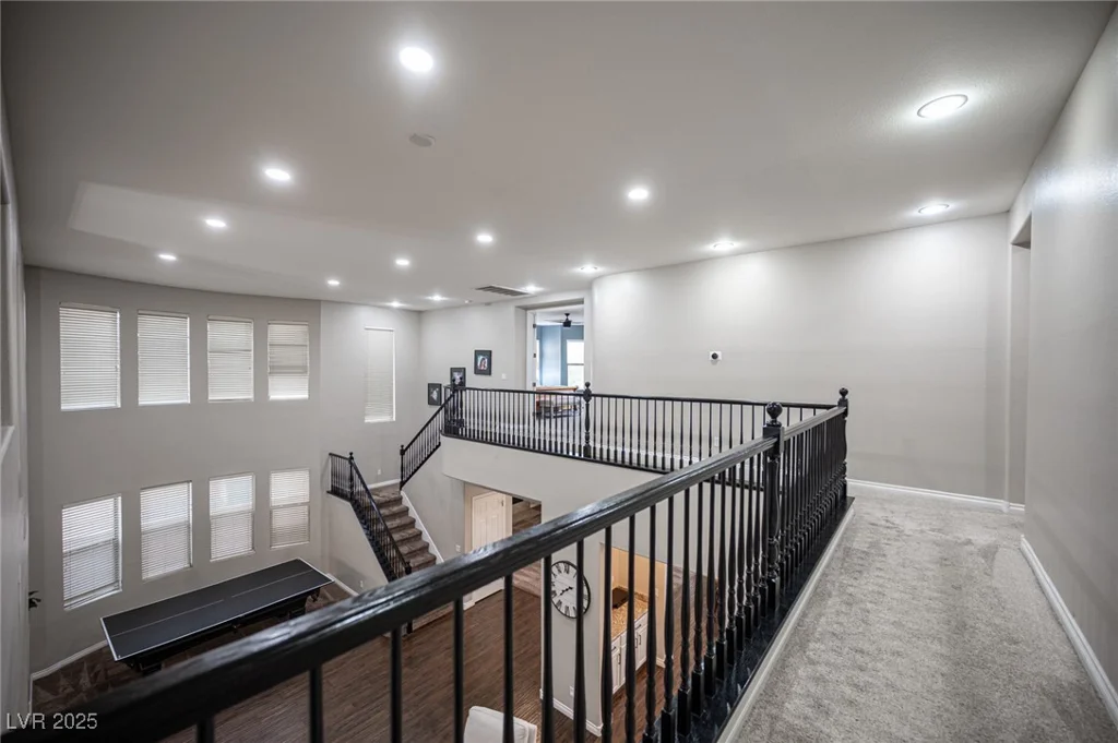 6937 Puetollano, North Las Vegas, NV 89084