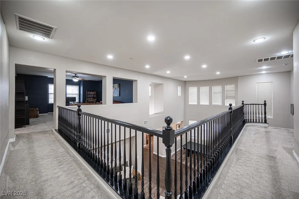 6937 Puetollano, North Las Vegas, NV 89084
