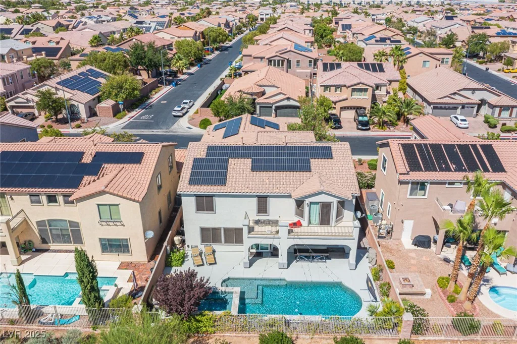 6937 Puetollano, North Las Vegas, NV 89084