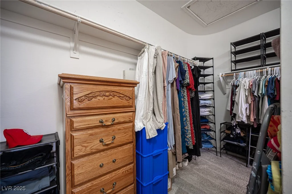6937 Puetollano, North Las Vegas, NV 89084