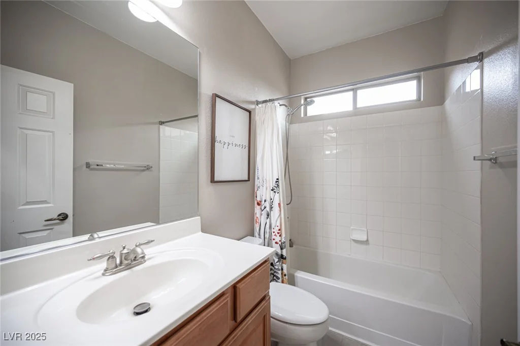 6937 Puetollano, North Las Vegas, NV 89084