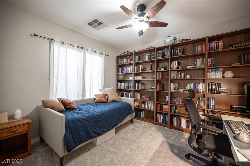 6937 Puetollano, North Las Vegas, NV 89084