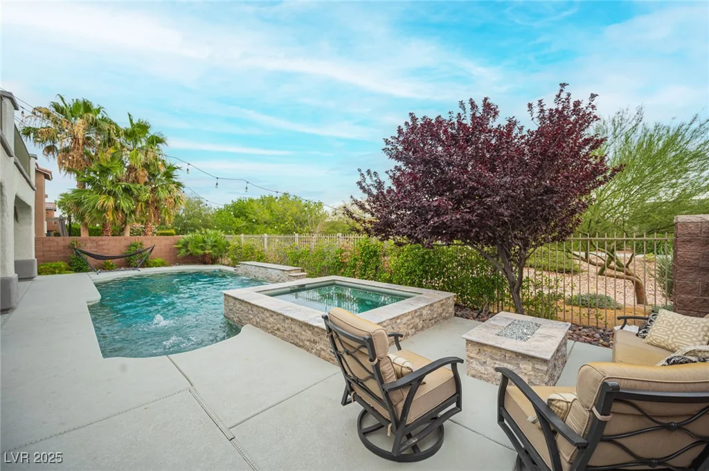 6937 Puetollano, North Las Vegas, NV 89084