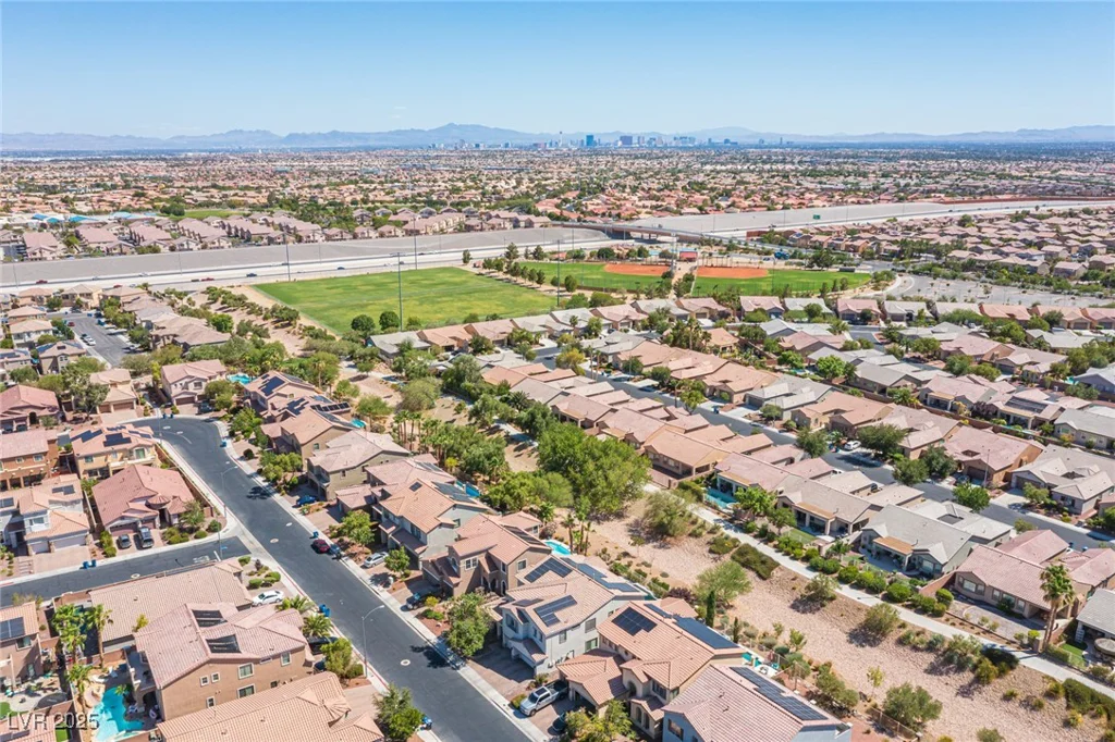6937 Puetollano, North Las Vegas, NV 89084