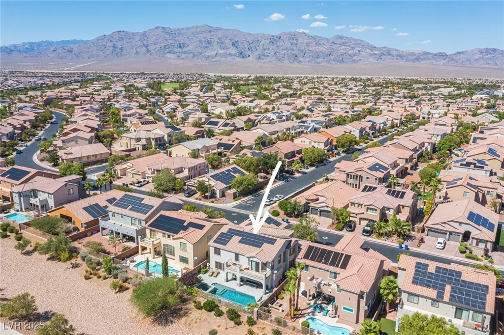 6937 Puetollano, North Las Vegas, NV 89084