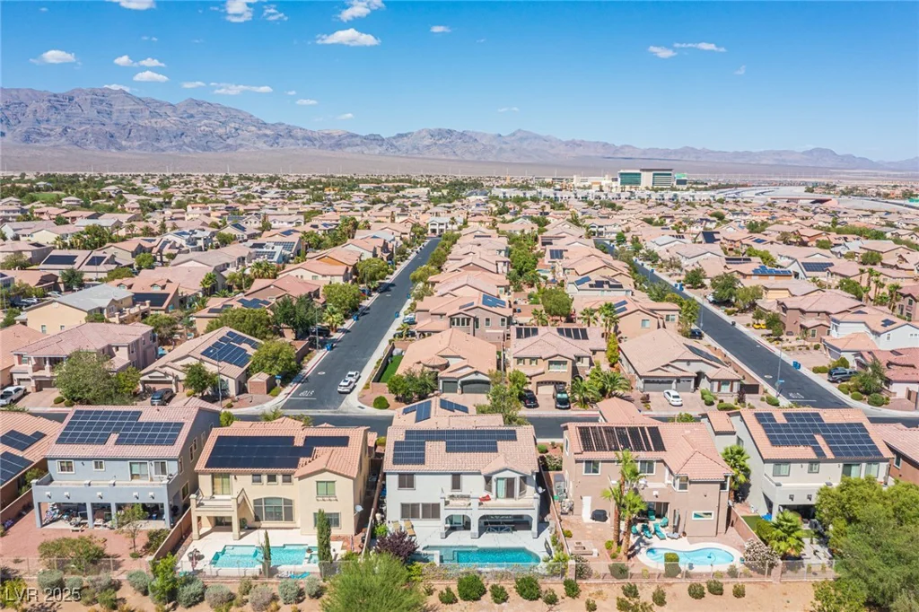 6937 Puetollano, North Las Vegas, NV 89084