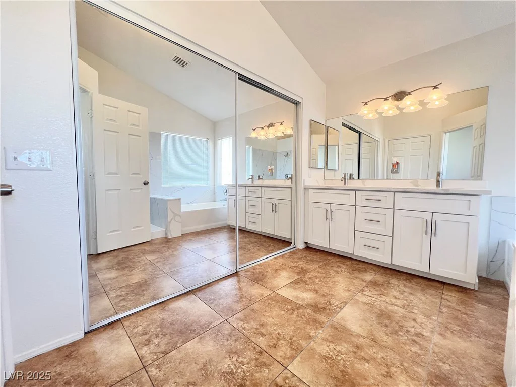 330 Forest Ridge, Henderson, NV 89014
