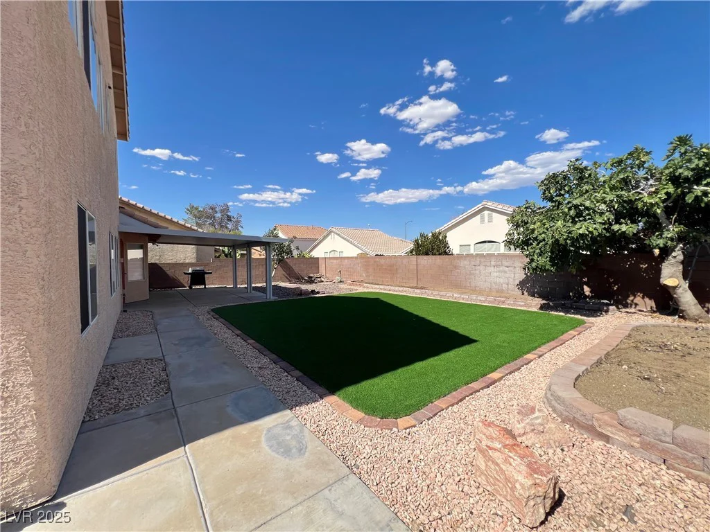 330 Forest Ridge, Henderson, NV 89014