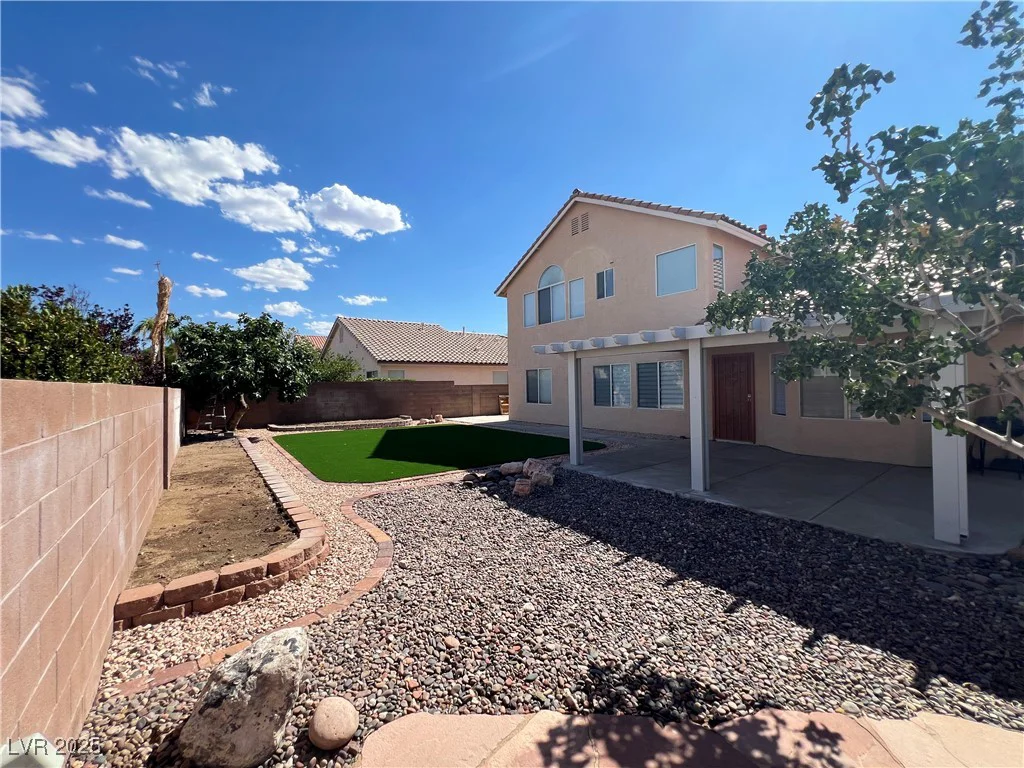 330 Forest Ridge, Henderson, NV 89014