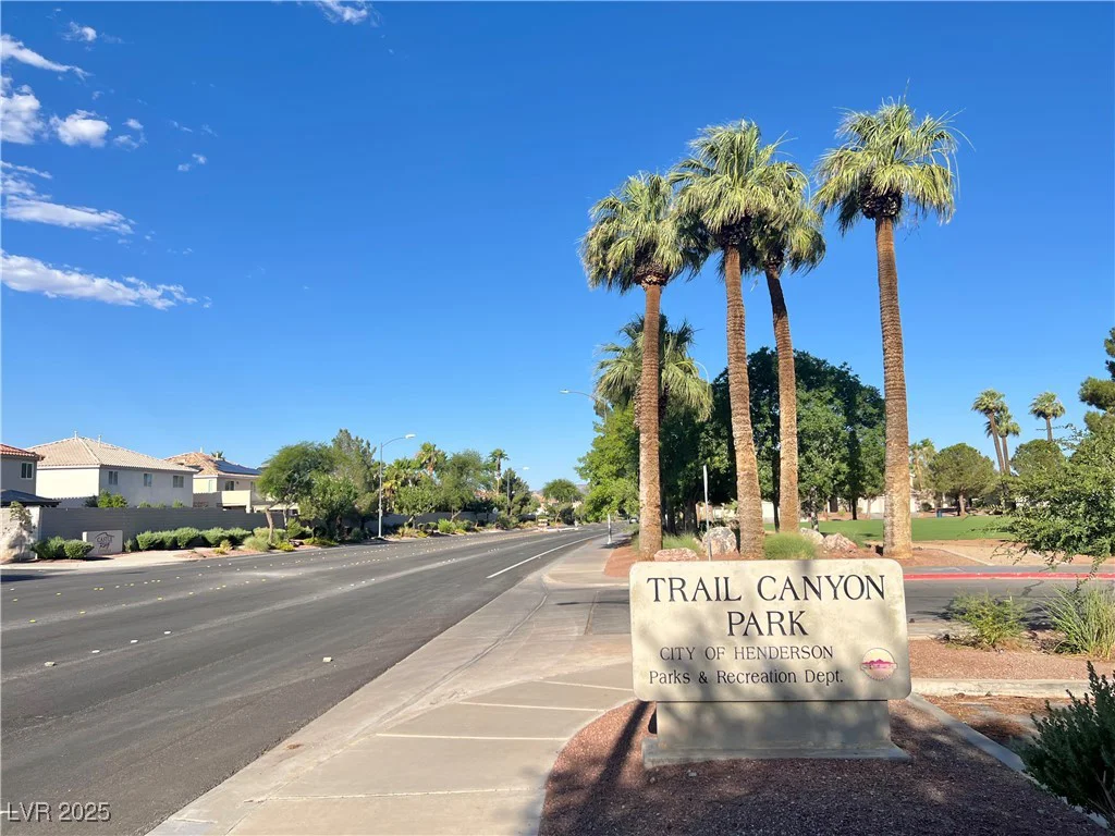 330 Forest Ridge, Henderson, NV 89014