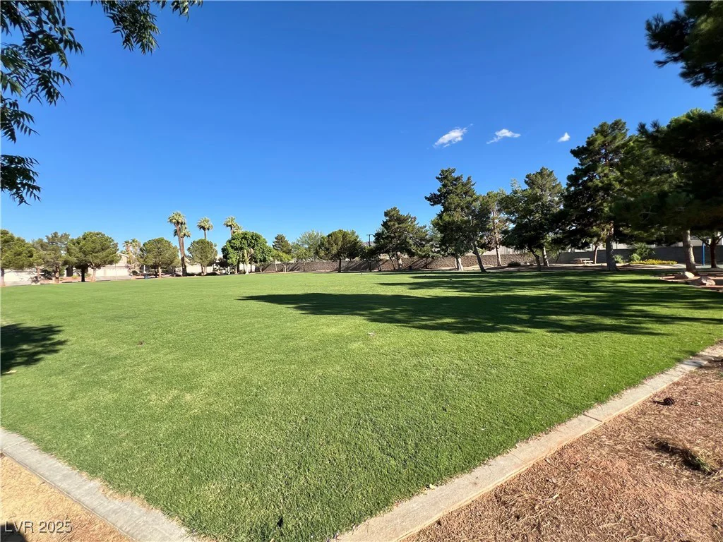 330 Forest Ridge, Henderson, NV 89014