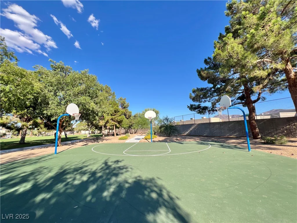 330 Forest Ridge, Henderson, NV 89014