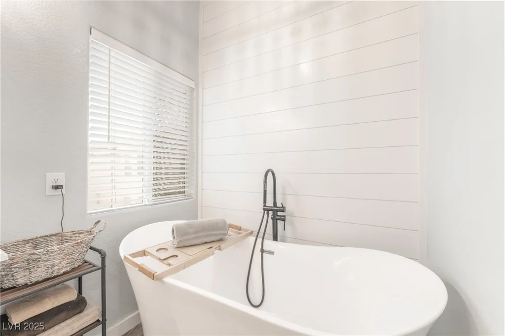 77 Huntfield, Henderson, NV 89074