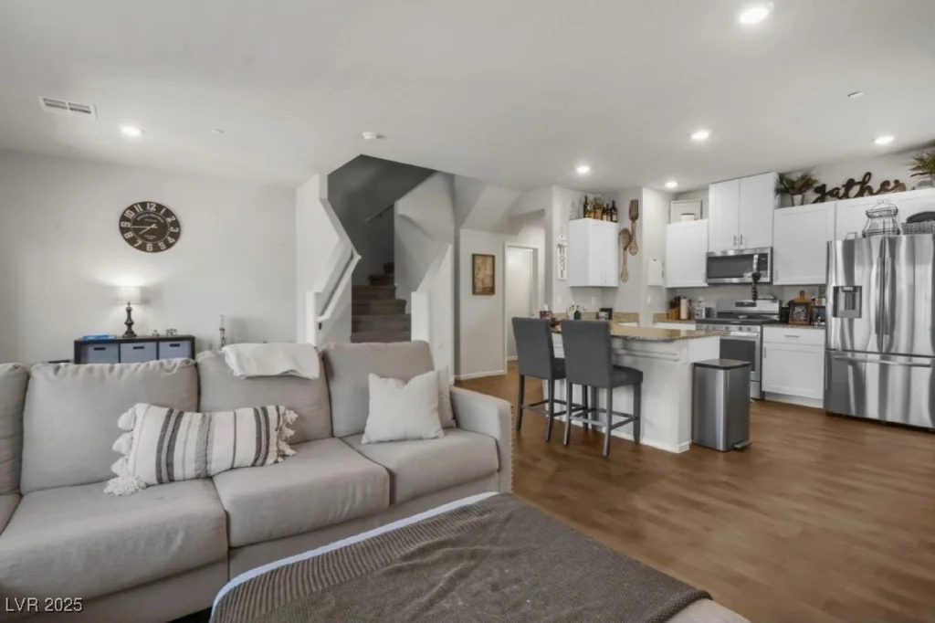 7515 Emerald Stars, North Las Vegas, NV 89084