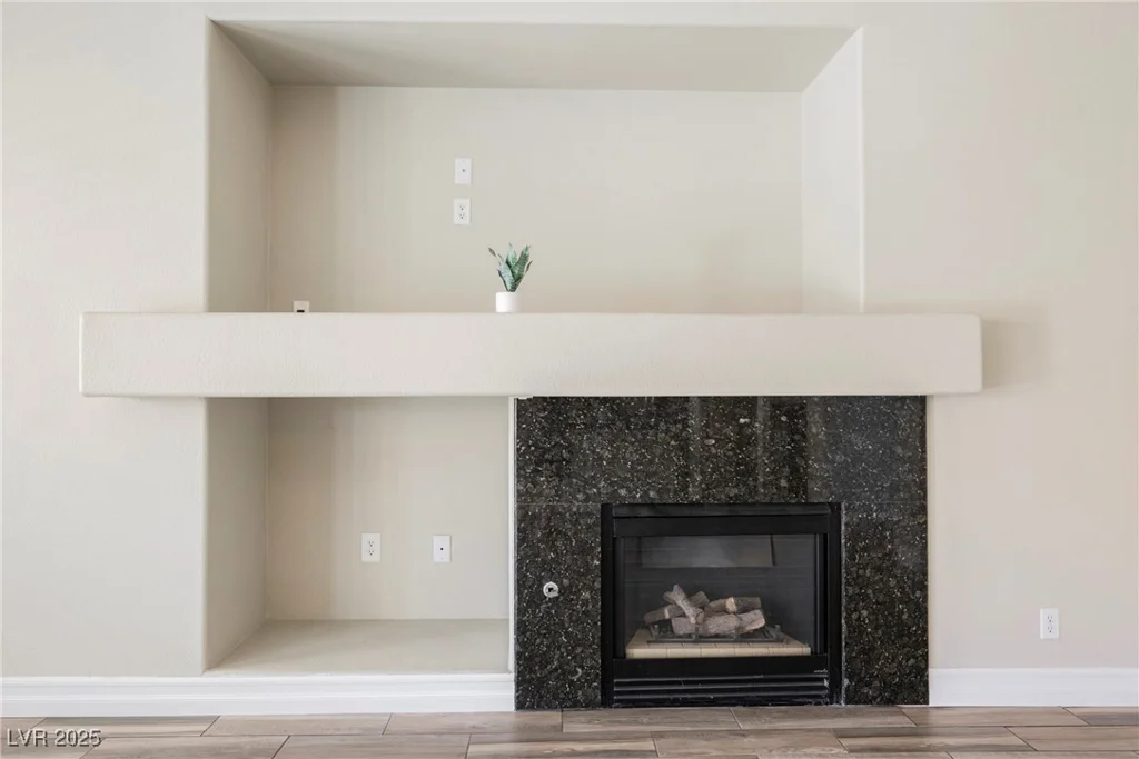 3882 Genoa, Las Vegas, NV 89141