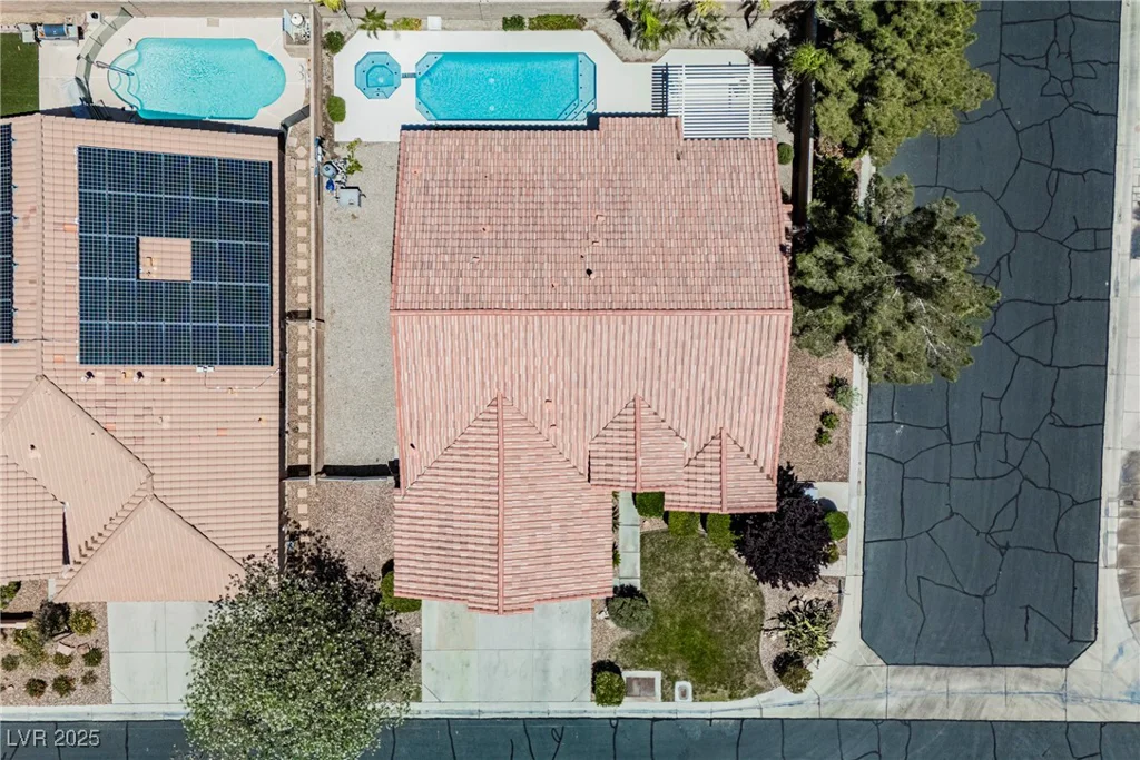 3882 Genoa, Las Vegas, NV 89141