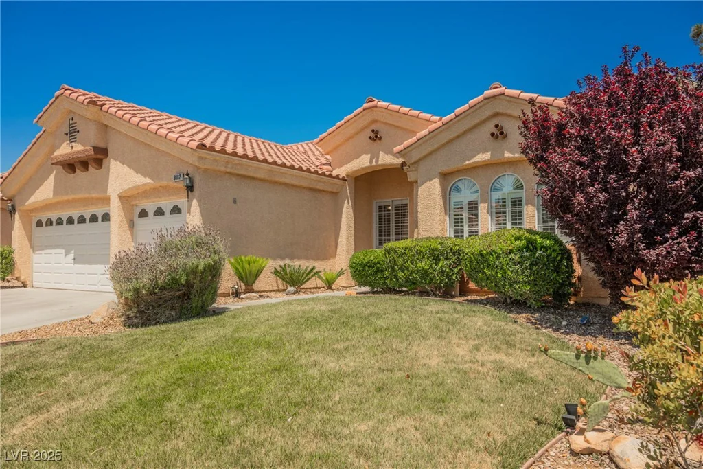 3882 Genoa, Las Vegas, NV 89141